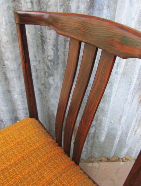 vintage-rosewood-dining-chairs-palissander-stoelen-Hans-Wegner-Henning-Sorensen